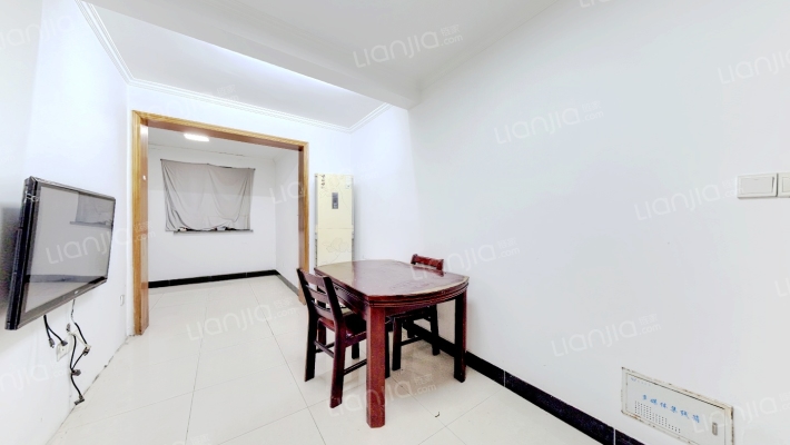 后半山园4号二手房实景图