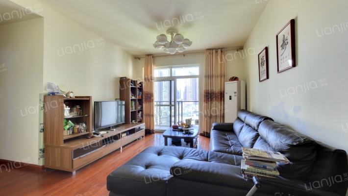 东湖国际二手房实景图