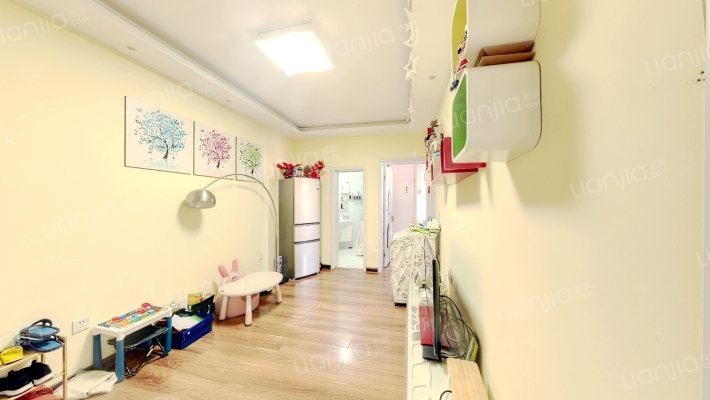 潞河园二手房实景图