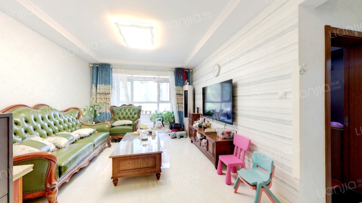 鑫江水青花园二手房实景图