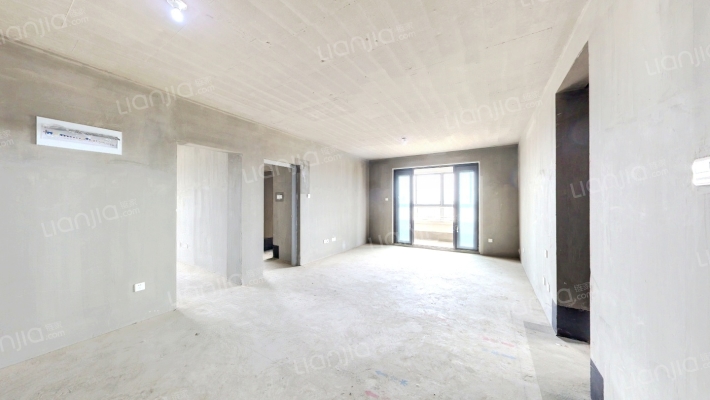 安百苑D区二手房实景图