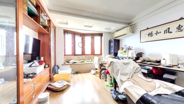 慈爱公寓二手房实景图