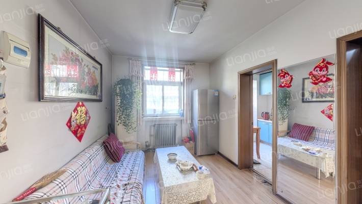 北卫里二手房实景图