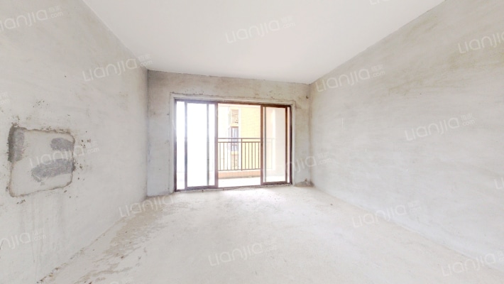 信鸿花园公园里二手房实景图