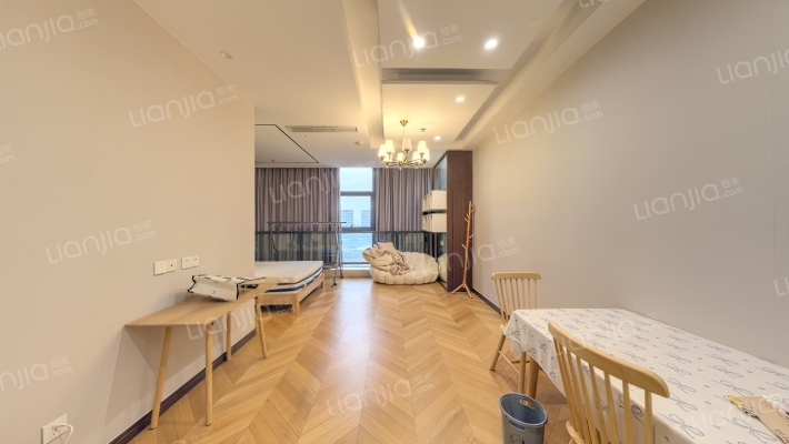 天成时代商务广场二手房实景图