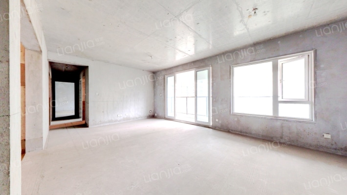 保利国宾首府二手房实景图