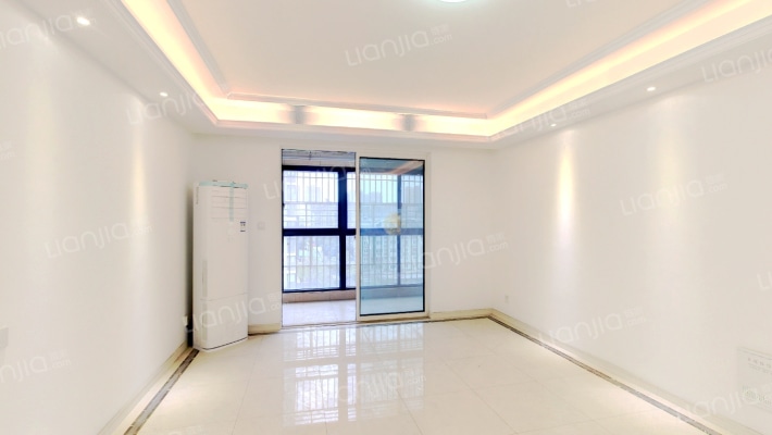 旭日华庭金棕榈南区二手房实景图