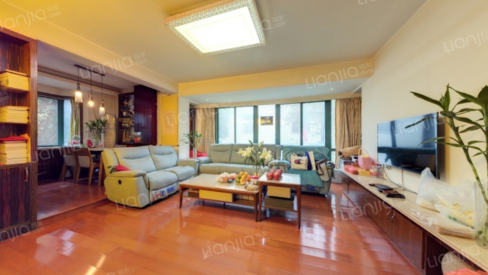 兴财名都苑二手房实景图