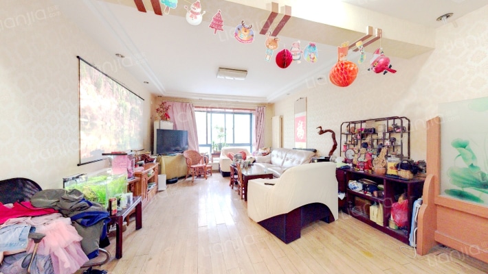 都市华庭二手房实景图