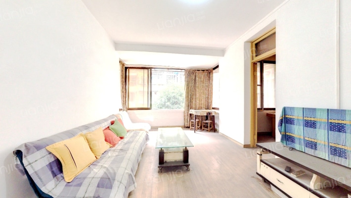 东环路四巷235号二手房实景图