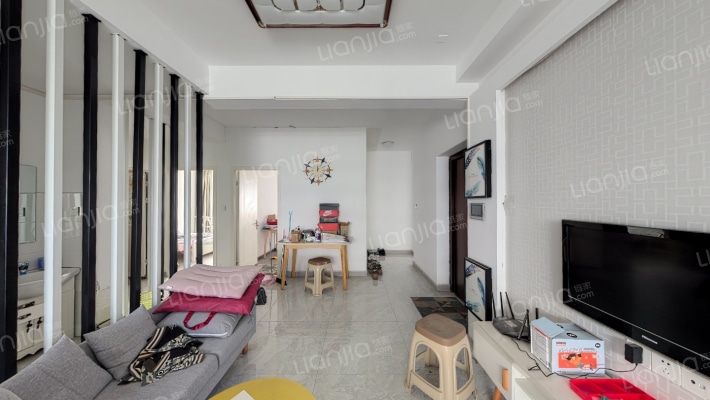 宏泰风花树二手房实景图