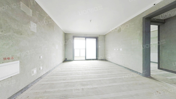 永威枫香庭西院二手房实景图