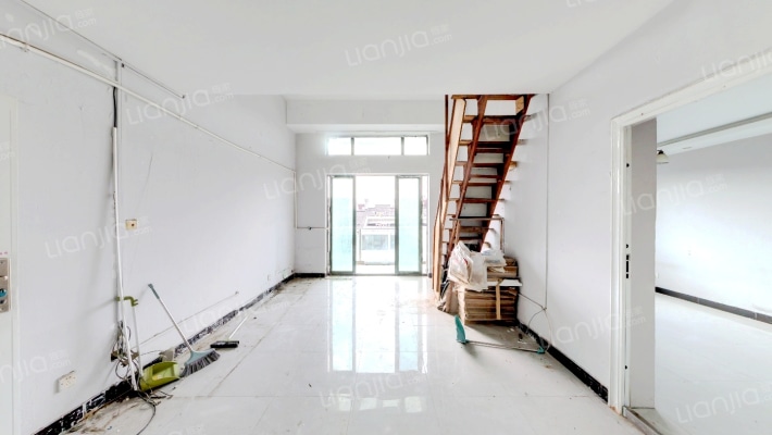 春江锦庐二手房实景图