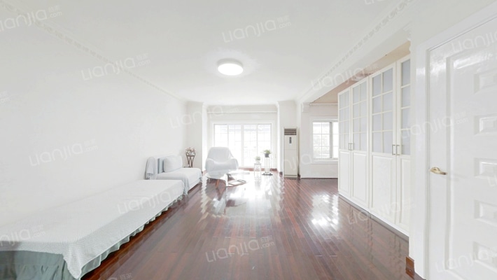 久事西郊花园二手房实景图