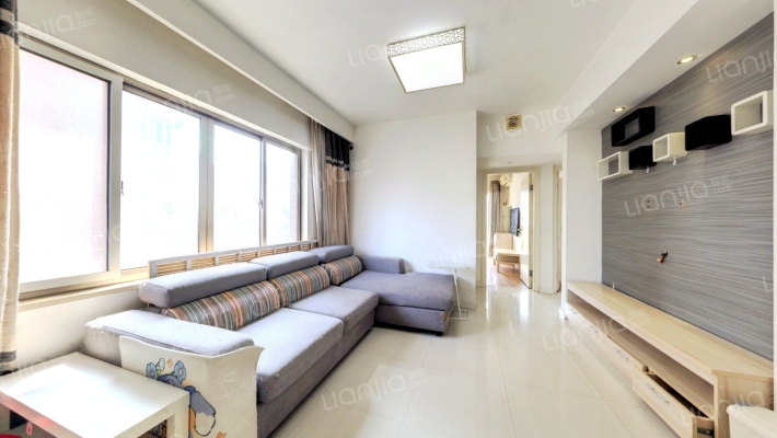 荣联公寓二手房实景图