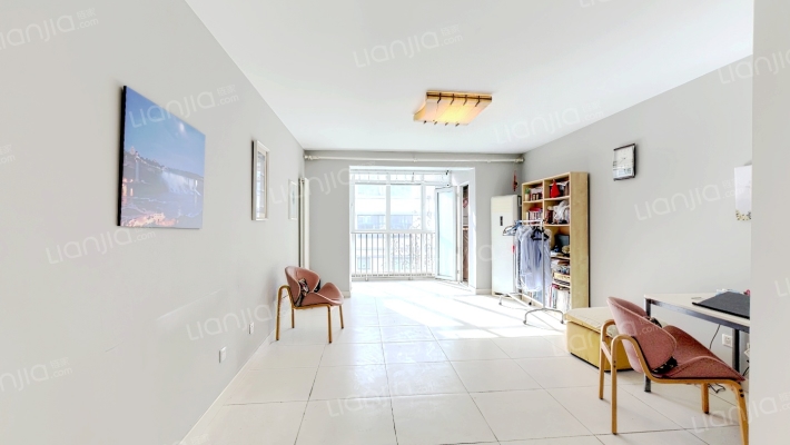 白露雅园东区二手房实景图