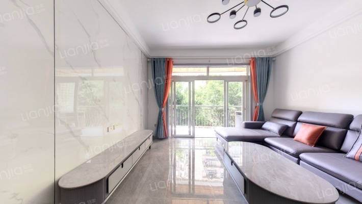 兴宇金粼苑二手房实景图