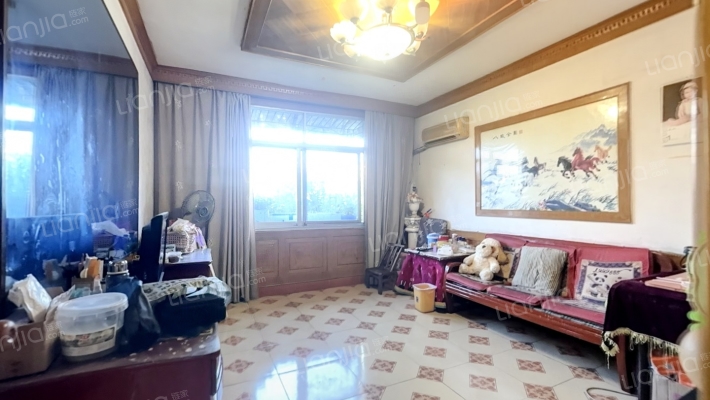 酱油厂家属院二手房实景图