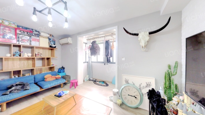 薛家浜路242弄二手房实景图