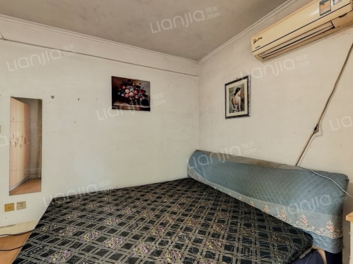 合租·新加花园 4居室 南/西北/北卧