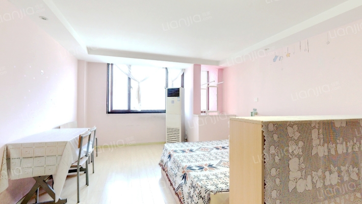 绿地蓝海庭二手房实景图