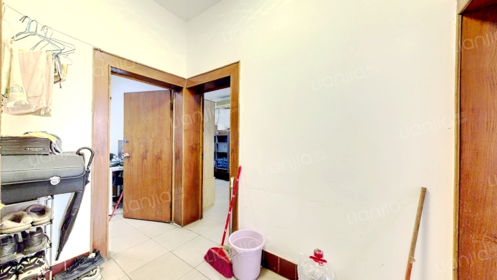 青羊上街208号二手房实景图