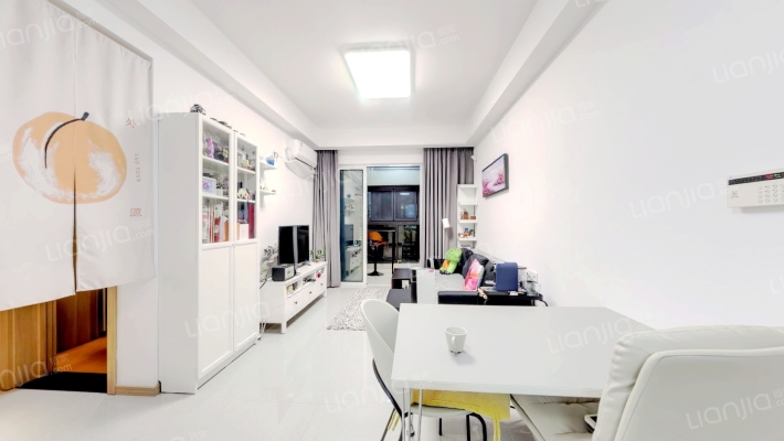 中南君悦府二手房实景图