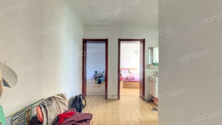 桃园南街四号院二手房实景图