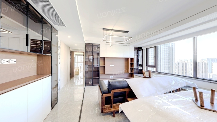 翡玥府二手房实景图