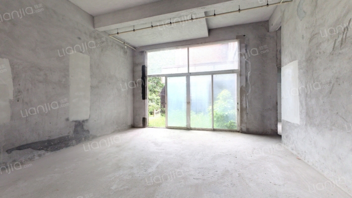 保利城温莎堡二手房实景图