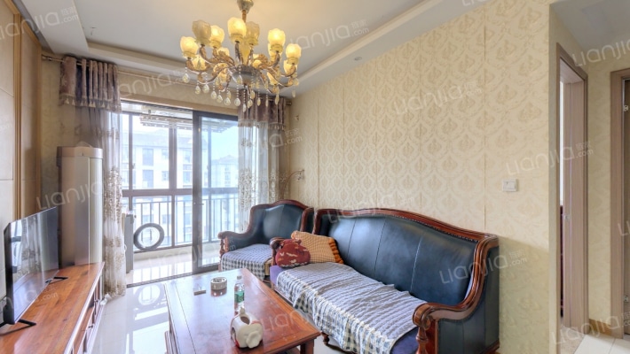 合景万景峰二手房实景图