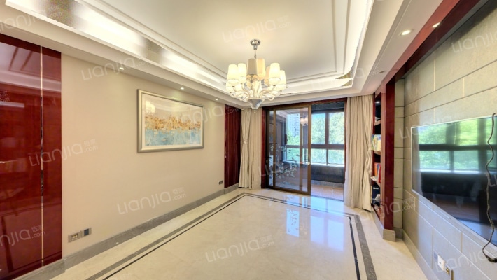 万科翡翠雅宾利二手房实景图