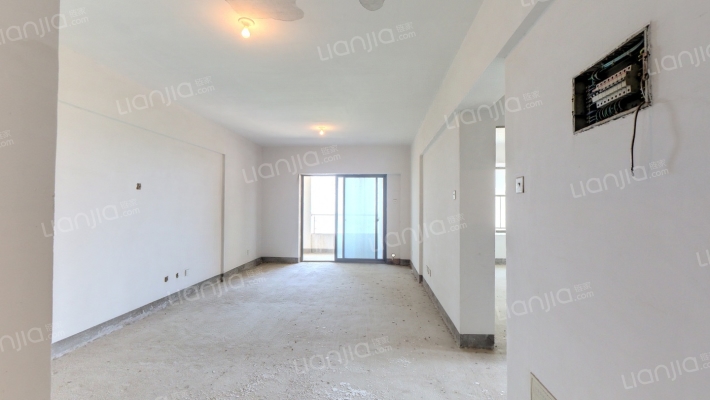 禹洲高尔夫二手房实景图