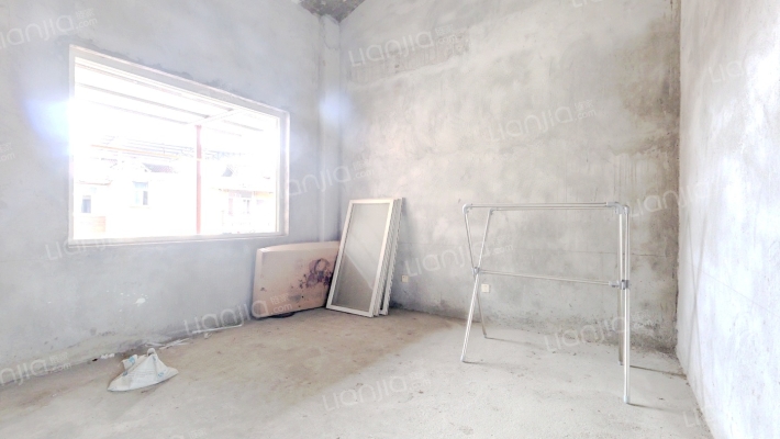 青城逸家二手房实景图