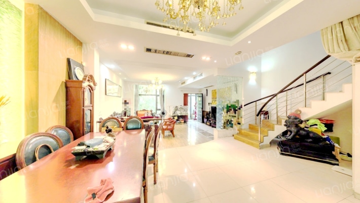 仁恒玉兰山庄二手房实景图