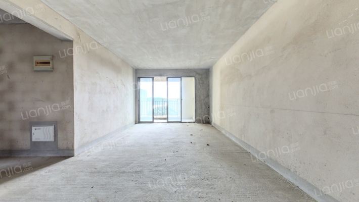 保利公园2010香槟花园二手房实景图