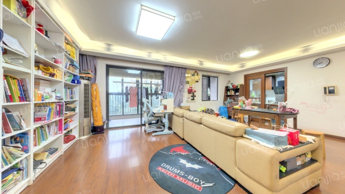 万科城二期A区二手房实景图