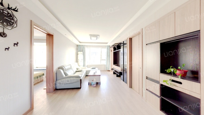 万科翡翠都会B区二手房实景图