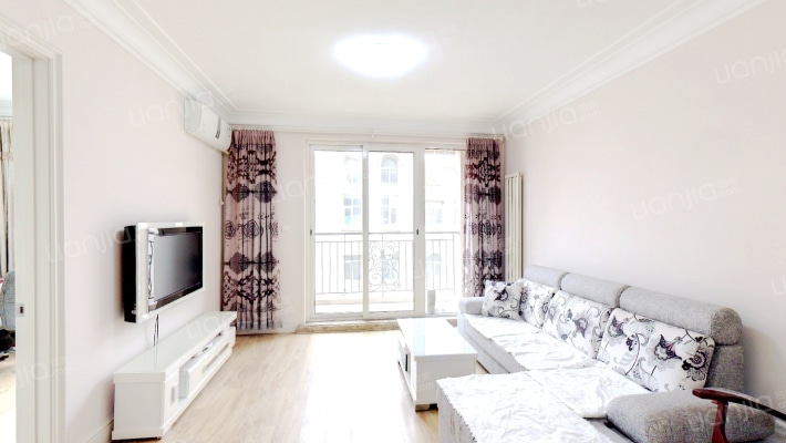 第五郡一号地二手房实景图