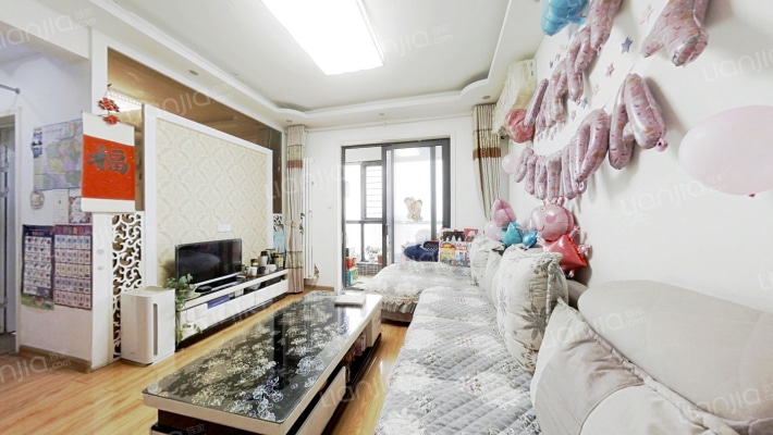 升龙国际中心E区二手房实景图