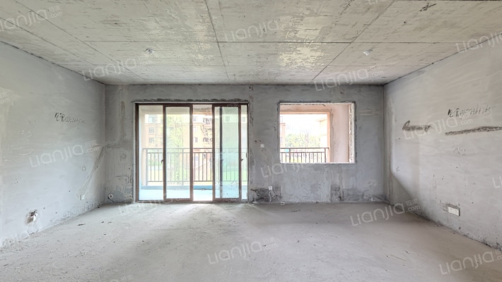 长龙湾二手房实景图