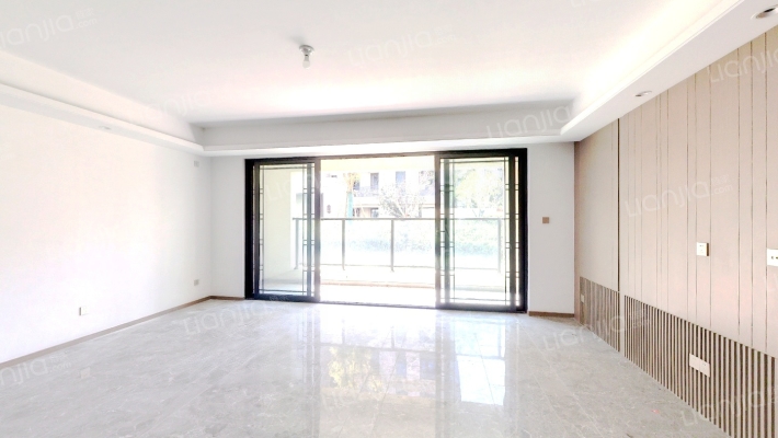 雨茗云舍二手房实景图