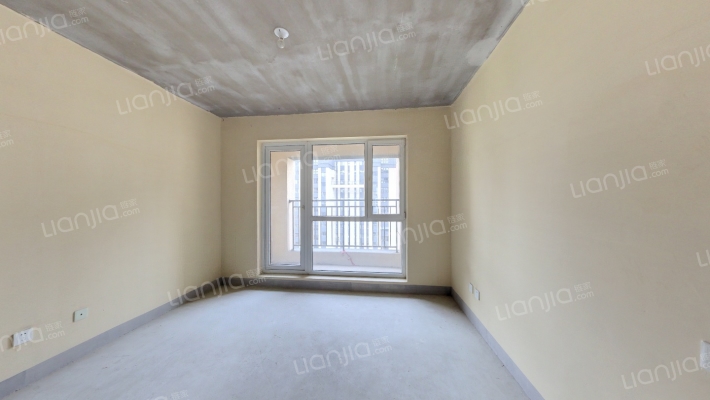 中金泓府一期二手房实景图