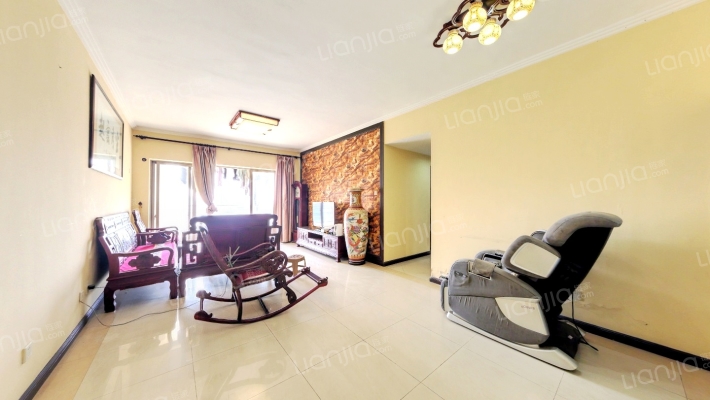 保利林语山庄二手房实景图