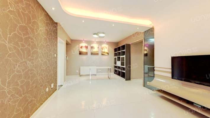 艺锦湾二期二手房实景图