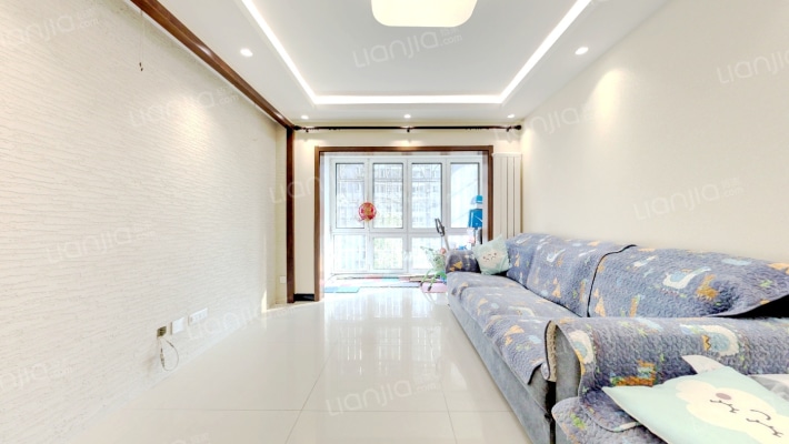 远见名苑二手房实景图