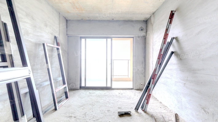 泰丰凤凰源二手房实景图