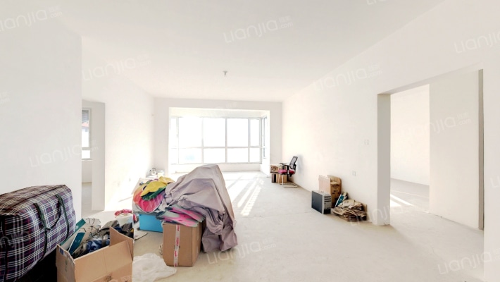 泰莱白金湾二手房实景图