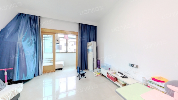 金盾花园二手房实景图