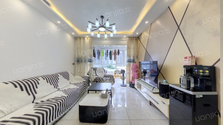 中天未来方舟D9组团二手房实景图